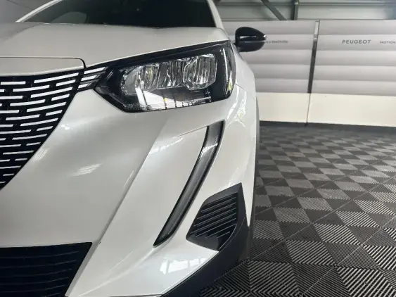 PEUGEOT 2008 ELECTRIQUE II - voiture d'occasion - Photo 21