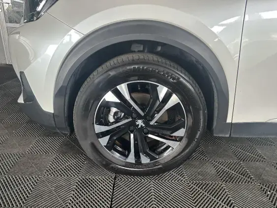 PEUGEOT 2008 ELECTRIQUE II - voiture d'occasion - Photo 22