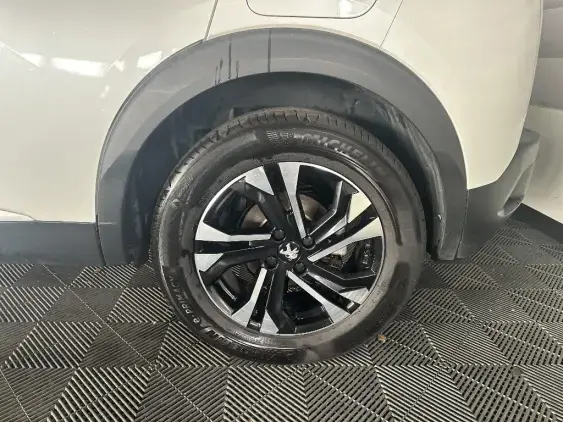 PEUGEOT 2008 ELECTRIQUE II - voiture d'occasion - Photo 23