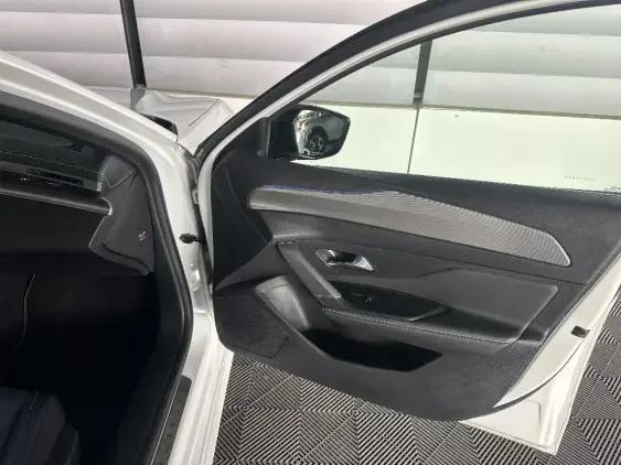 PEUGEOT 308 III - voiture d'occasion - Photo 19