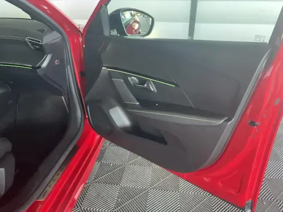 PEUGEOT 208 ELECTRIQUE II - voiture d'occasion - Photo 19