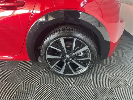 PEUGEOT 208 ELECTRIQUE II - voiture d'occasion - Photo 23