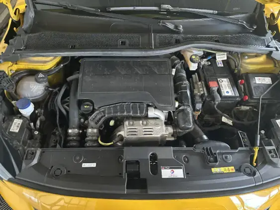 PEUGEOT 208 II - voiture d'occasion - Photo 20