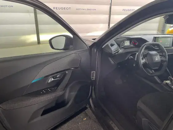 PEUGEOT 2008 II - voiture d'occasion - Photo 18