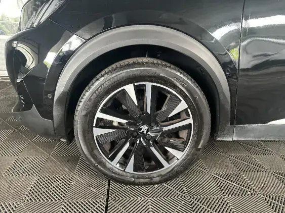 PEUGEOT 2008 II - voiture d'occasion - Photo 21