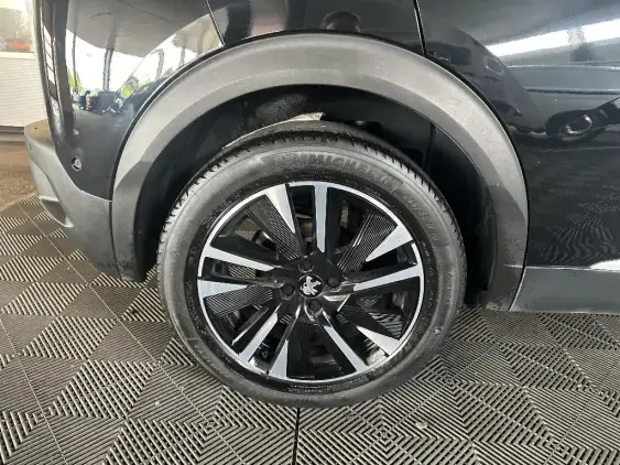 PEUGEOT 2008 II - voiture d'occasion - Photo 23