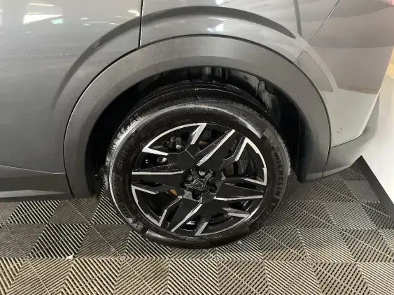 PEUGEOT 3008 III - voiture d'occasion - Photo 23