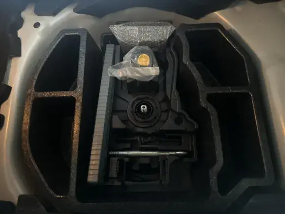 PEUGEOT 208 BUSINESS R II - voiture d'occasion - Photo 15