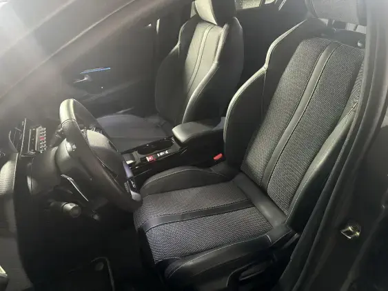 PEUGEOT 208 II - voiture d'occasion - Photo 17