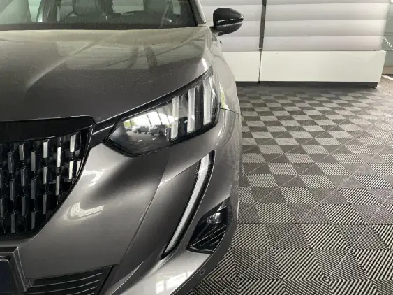 PEUGEOT 2008 II - voiture d'occasion - Photo 20