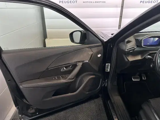 PEUGEOT 2008 II - voiture d'occasion - Photo 18