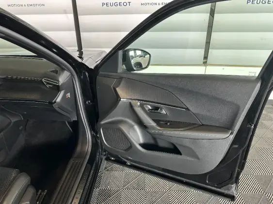 PEUGEOT 2008 II - voiture d'occasion - Photo 19