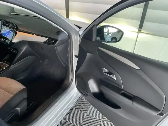 OPEL CORSA F - voiture d'occasion - Photo 19