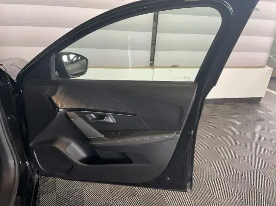 PEUGEOT 208 ELECTRIQUE II - voiture d'occasion - Photo 20
