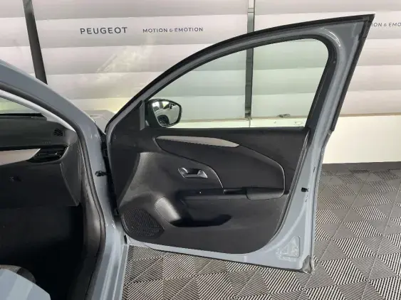 OPEL CORSA F - voiture d'occasion - Photo 19