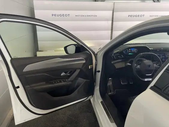 PEUGEOT 308 III - voiture d'occasion - Photo 18