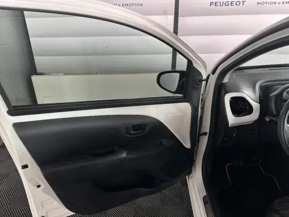 PEUGEOT 108 - voiture d'occasion - Photo 17