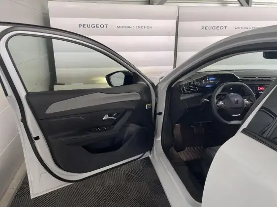 PEUGEOT 308 III - voiture d'occasion - Photo 18