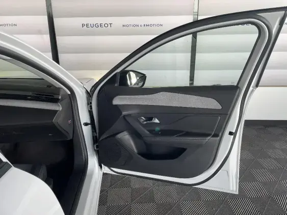 PEUGEOT 308 III - voiture d'occasion - Photo 19