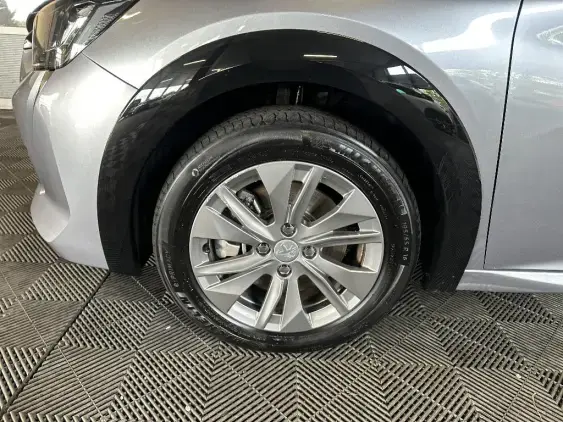 PEUGEOT 208 ELECTRIQUE II - voiture d'occasion - Photo 22