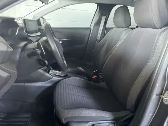 PEUGEOT 208 II - voiture d'occasion - Photo 17