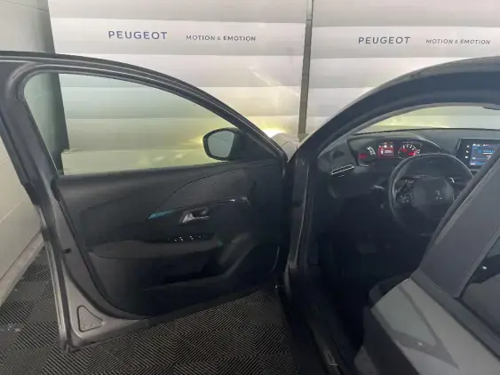 PEUGEOT 208 II - voiture d'occasion - Photo 18