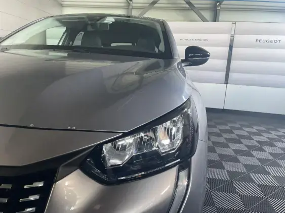 PEUGEOT 208 II - voiture d'occasion - Photo 21