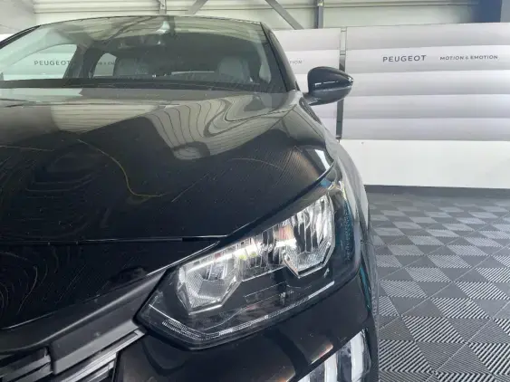 PEUGEOT 208 II - voiture d'occasion - Photo 21