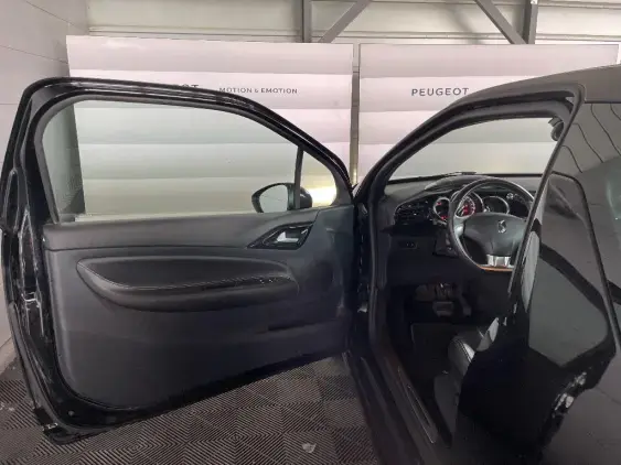 DS DS 3 CROSSBACK I - voiture d'occasion - Photo 18