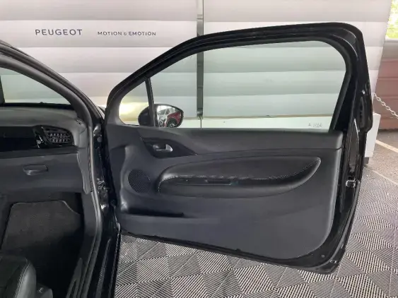 DS DS 3 CROSSBACK I - voiture d'occasion - Photo 19