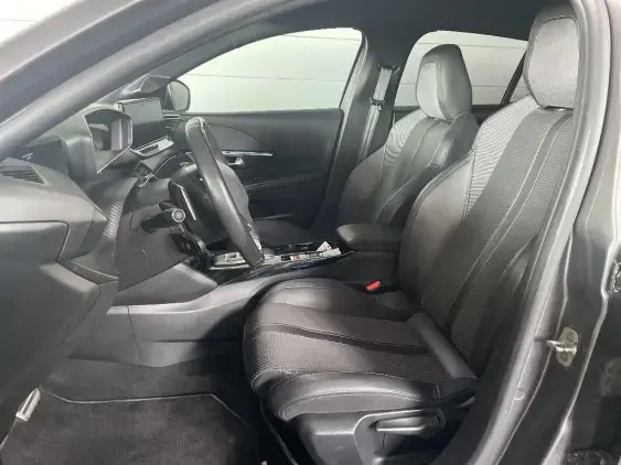 PEUGEOT 208 II - voiture d'occasion - Photo 17