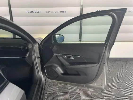 PEUGEOT 208 II - voiture d'occasion - Photo 19