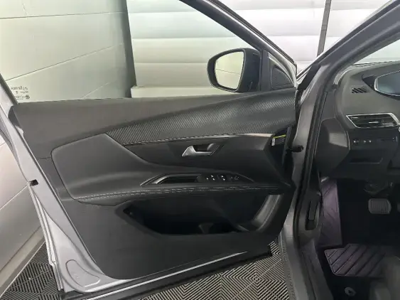 PEUGEOT 5008 II - voiture d'occasion - Photo 18