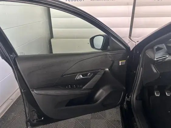 PEUGEOT 208 II - voiture d'occasion - Photo 17