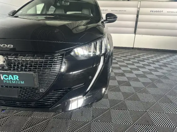 PEUGEOT 208 II - voiture d'occasion - Photo 19