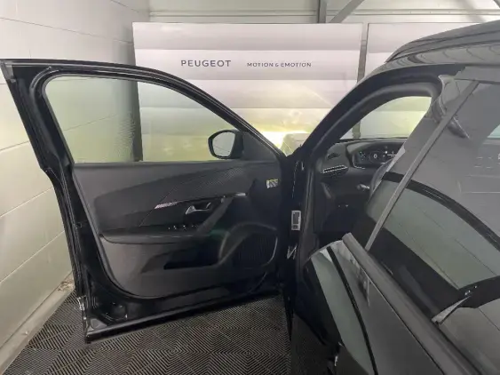 PEUGEOT 2008 II - voiture d'occasion - Photo 18