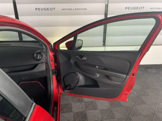 RENAULT CLIO IV - voiture d'occasion - Photo 19