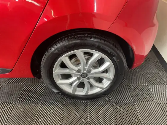 RENAULT CLIO IV - voiture d'occasion - Photo 23