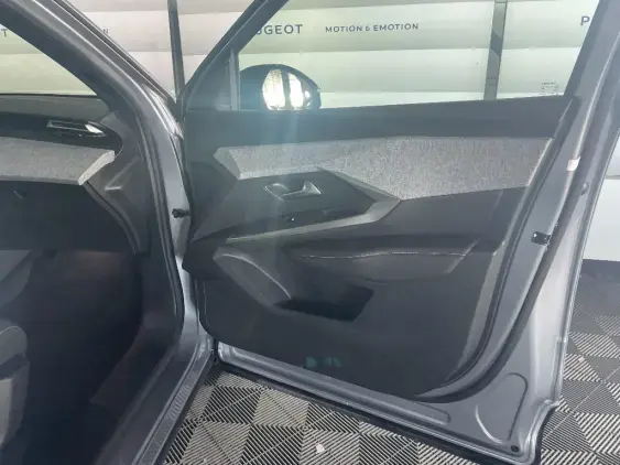 PEUGEOT 5008 III - voiture d'occasion - Photo 19