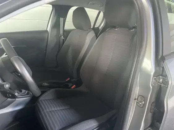 PEUGEOT 208 II - voiture d'occasion - Photo 17