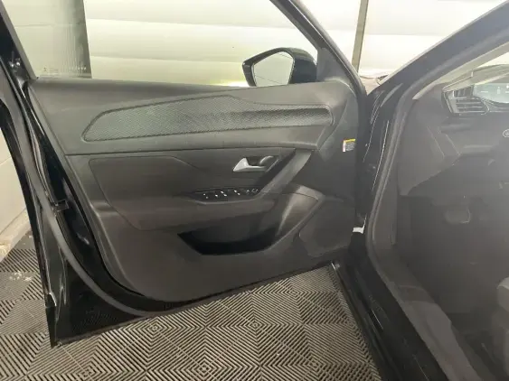 PEUGEOT 308 III - voiture d'occasion - Photo 18