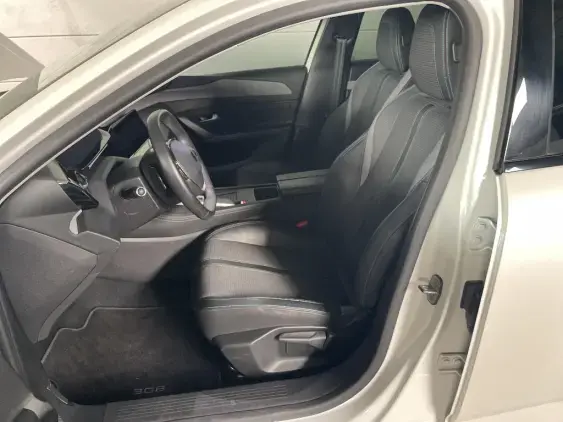 PEUGEOT 308 III - voiture d'occasion - Photo 18