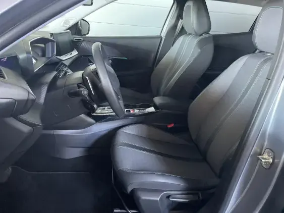 PEUGEOT 2008 II - voiture d'occasion - Photo 17
