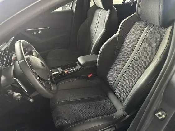 PEUGEOT 208 II - voiture d'occasion - Photo 17