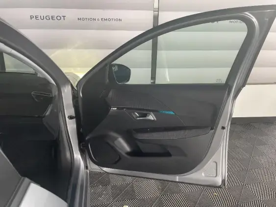 PEUGEOT 208 ELECTRIQUE II - voiture d'occasion - Photo 19