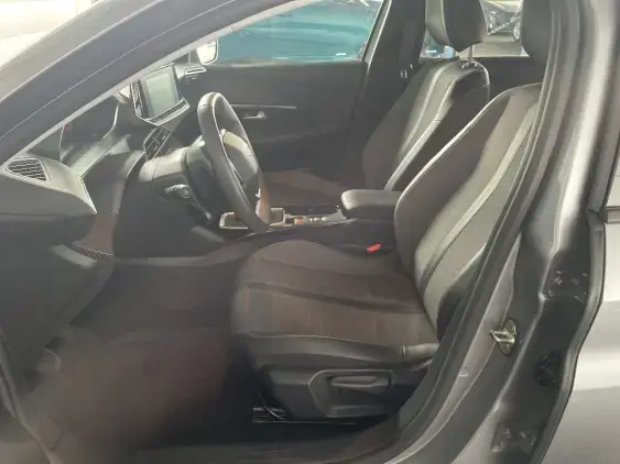 PEUGEOT 208 II - voiture d'occasion - Photo 18