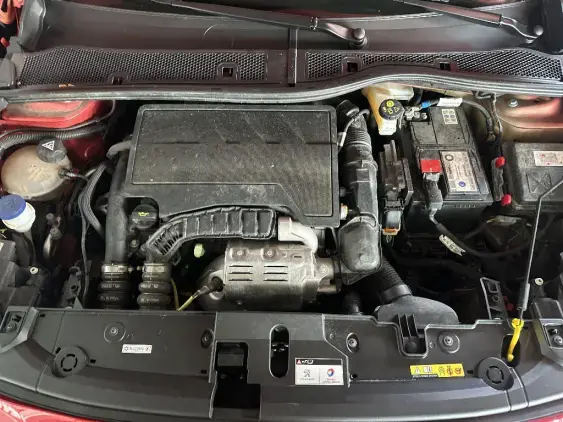PEUGEOT 208 II - voiture d'occasion - Photo 20