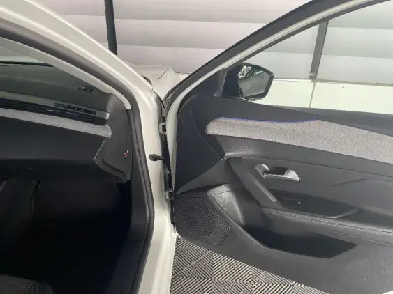 PEUGEOT 308 SW III - voiture d'occasion - Photo 19