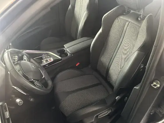 PEUGEOT 3008 II - voiture d'occasion - Photo 17