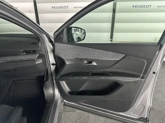 PEUGEOT 3008 II - voiture d'occasion - Photo 19